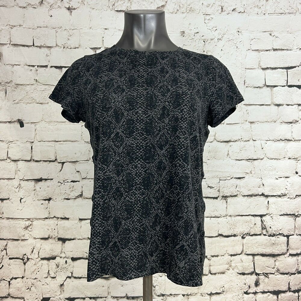 Athleta Women's T-Shirt Short Sleeve Black Gray Snakeskin Round Neck Size Medium